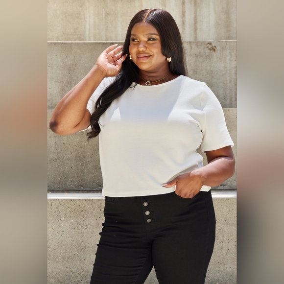 And The Why Pearly White Full Size Criss Cross Pearl Detail Open Back Top - Picture 10 of 12